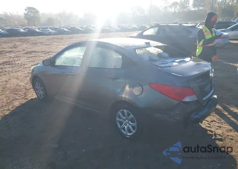 2013 Hyundai Accent Gls z USA, uszkodzony, nr VIN KMHCT4AE8DU424056